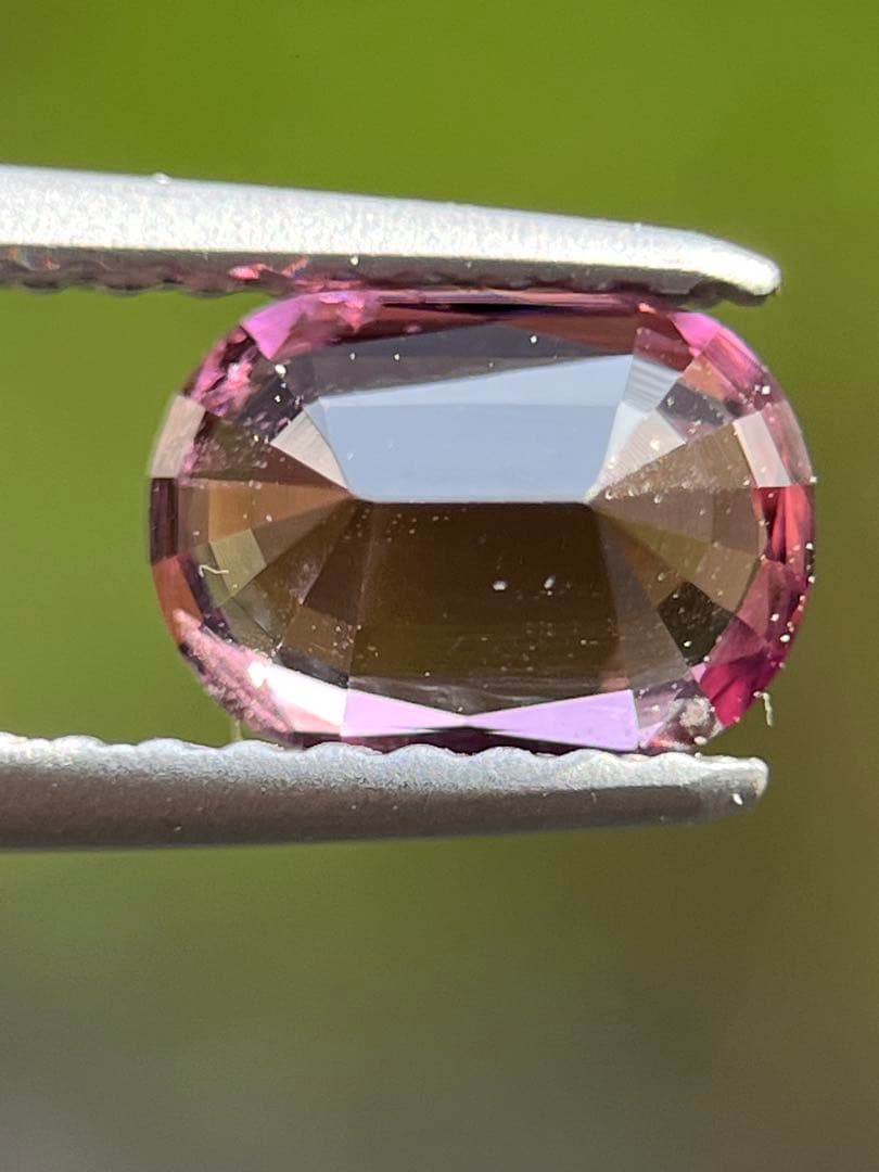 ピンクスピネル0.83ct 非加熱 Natural pink spinel
