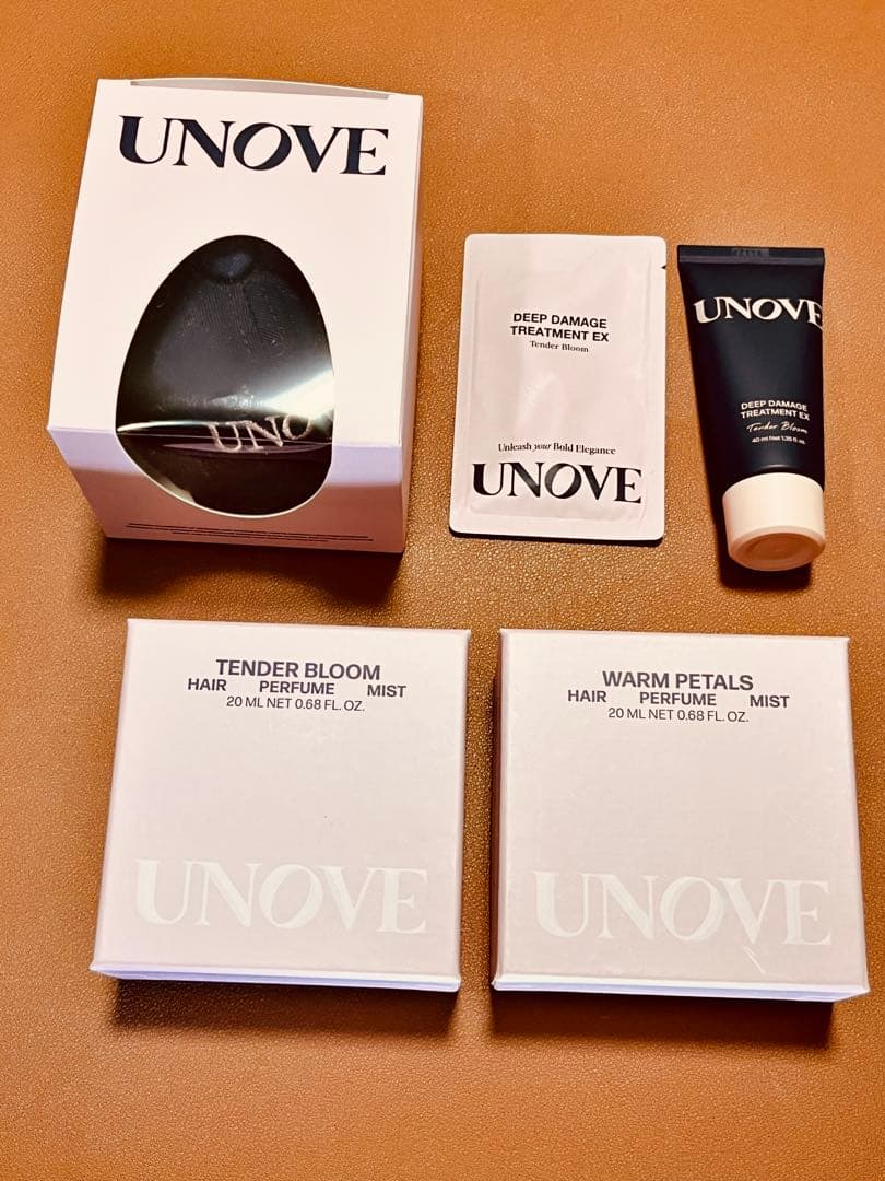 UNOVE プレミアム ヘア パフュームミスト 20ml 香り違い2種