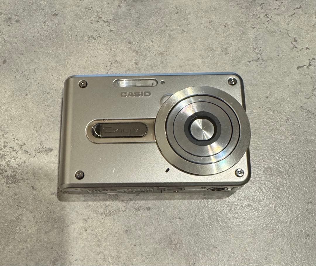 美品＊CASIO EX-S100
