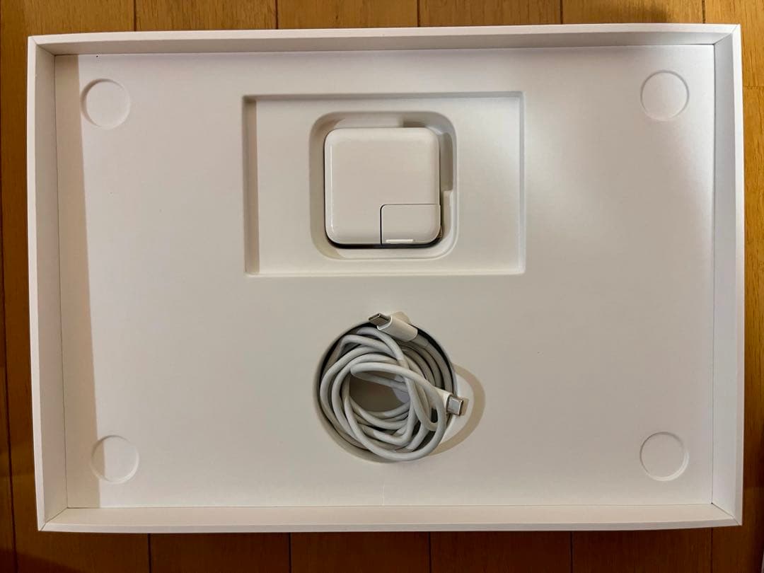 Apple MacBook Air 13インチ