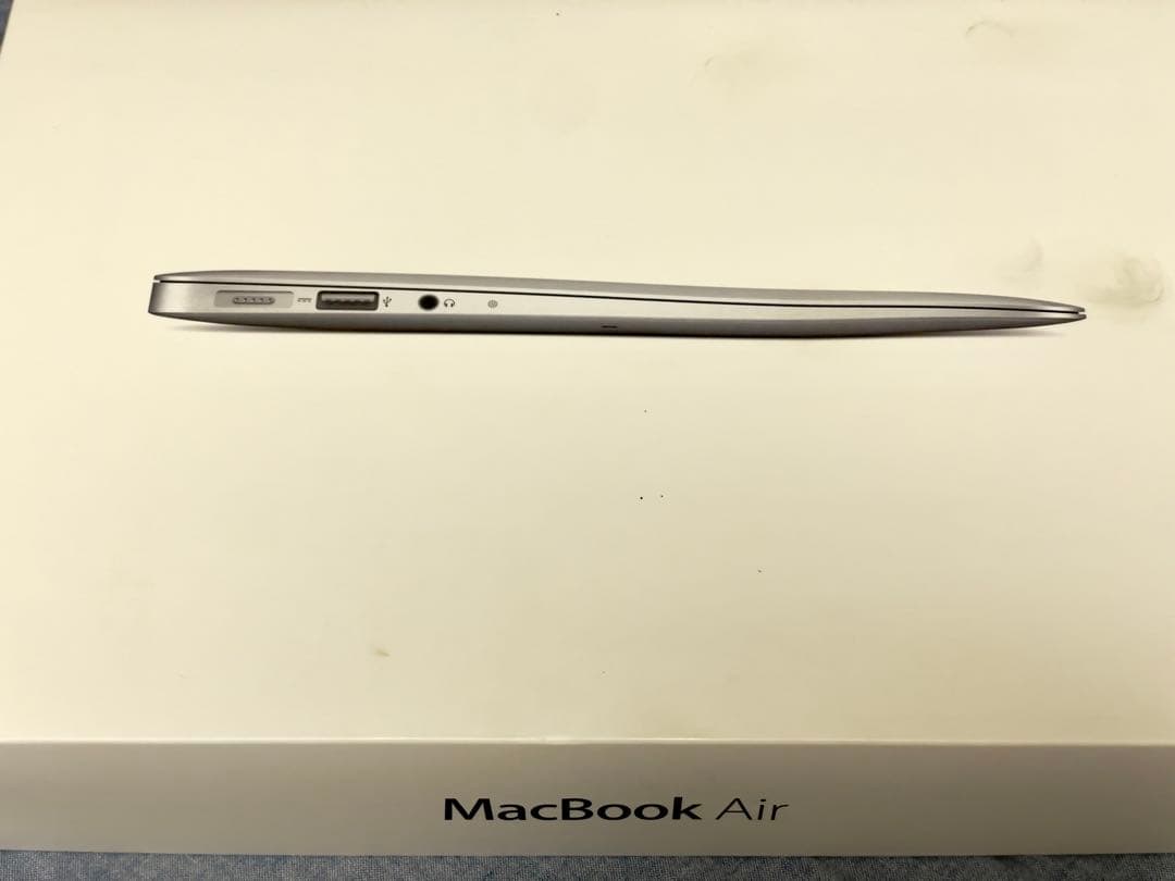 スマホ・タブレット・パソコン APPLE MacBook Air 11-inch Mid 2012