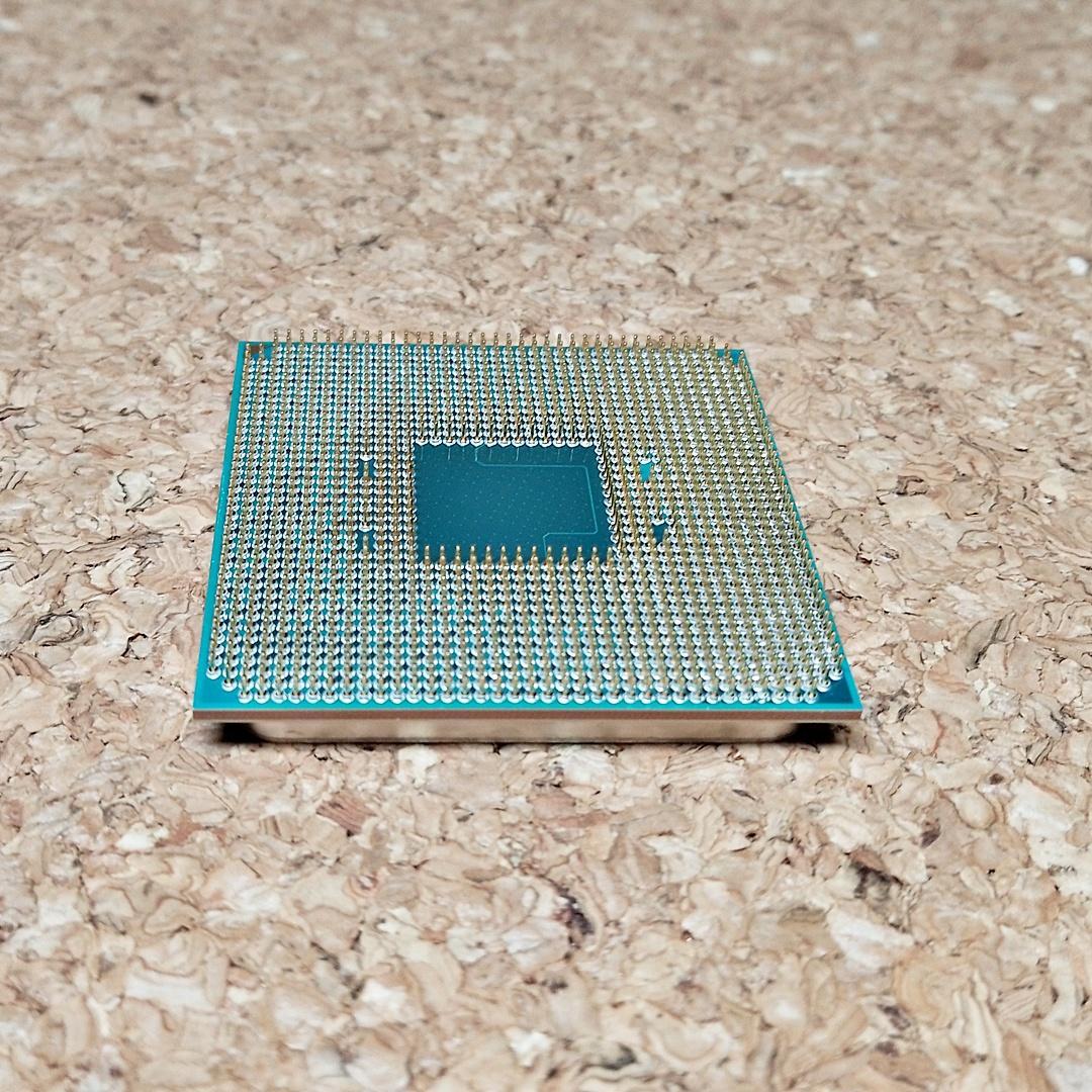 CPU AMD RYZEN 5 2400G, With Cooler, BOX, CPU