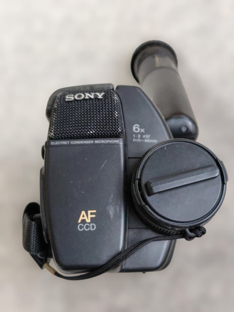 SONY CCD-TR55 ハンディカム8ミリビデオカメラ