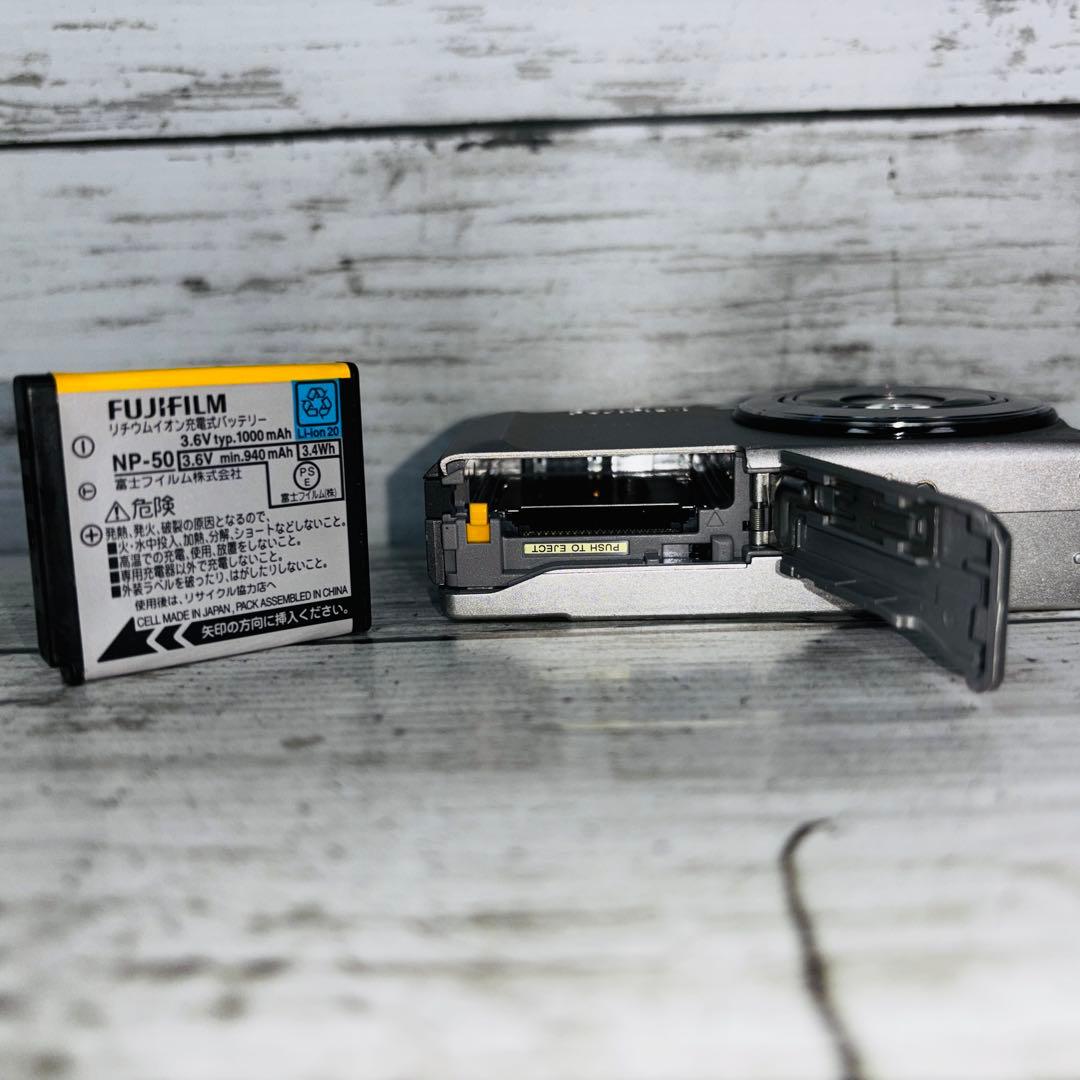 【動作良好】富士フイルム デジタルカメラFINEPIX F60fd ゴールド