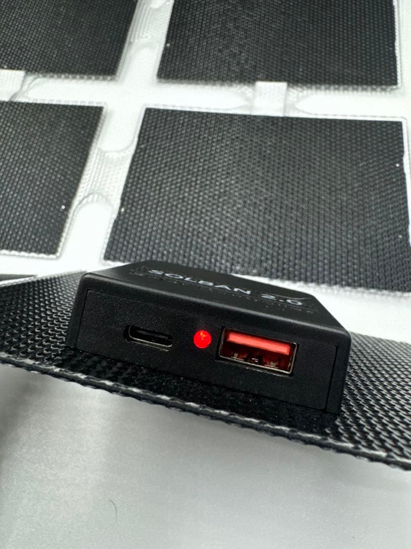 PD・QC出力 折りたたみソーラーパネル SOLBAN2.0 23W 太陽光発電