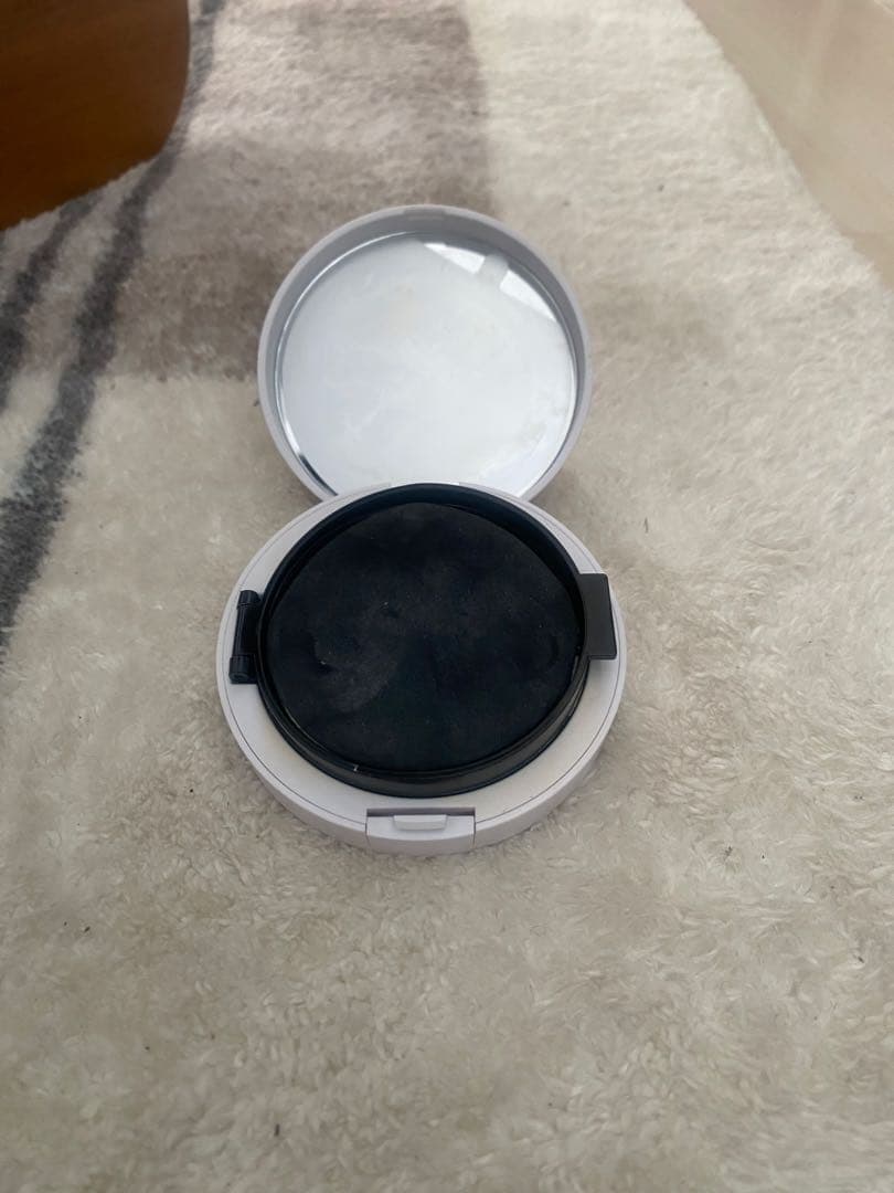 NARS ライトリフレクティング セラムクッションファンデーション ＜ケース付＞