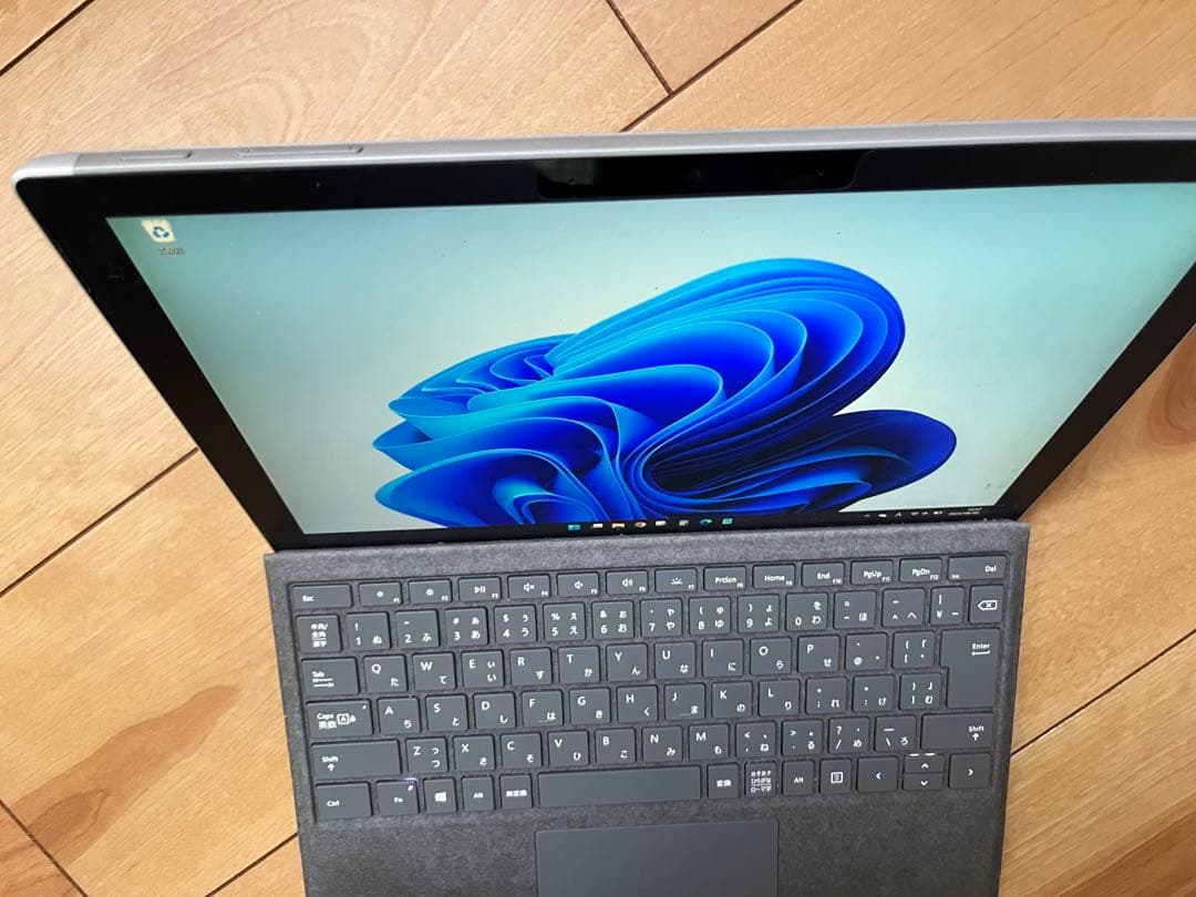 おまけ付Surface Pro7 i5 メモリ8/SSD256 オフィス無
