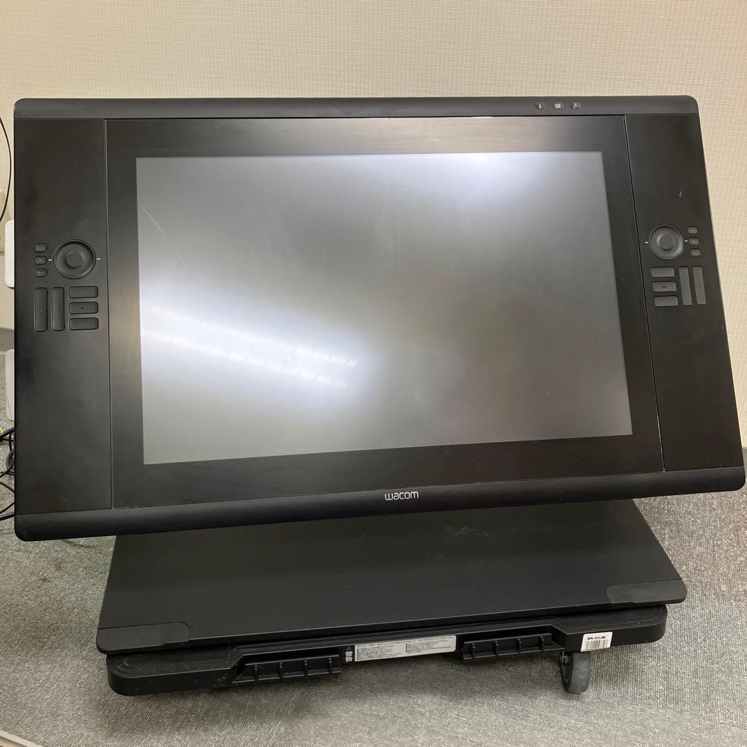 ワコム 液晶ペンタブレット Cintiq 24HD touch DTH-2400