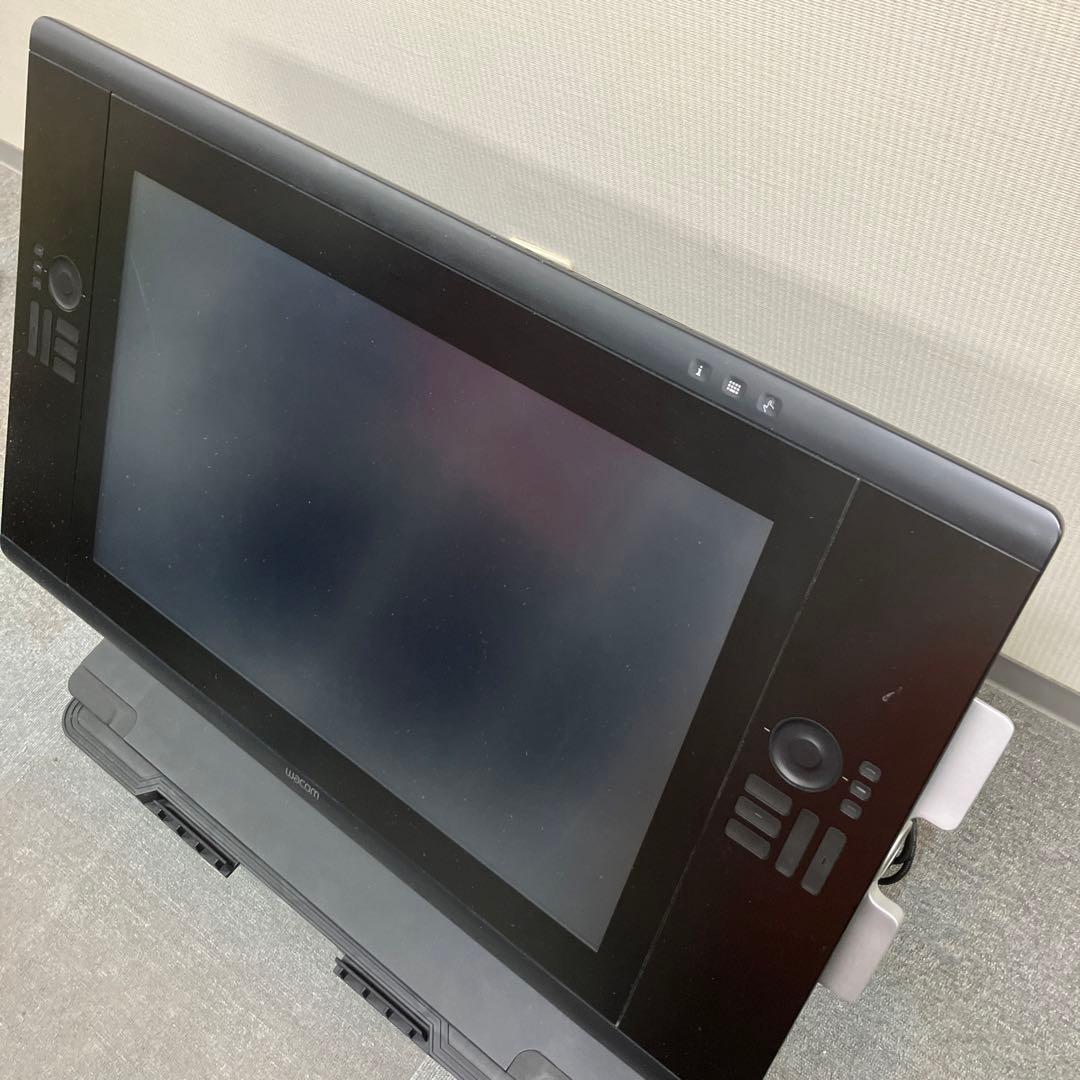 ワコム 液晶ペンタブレット Cintiq 24HD touch DTH-2400