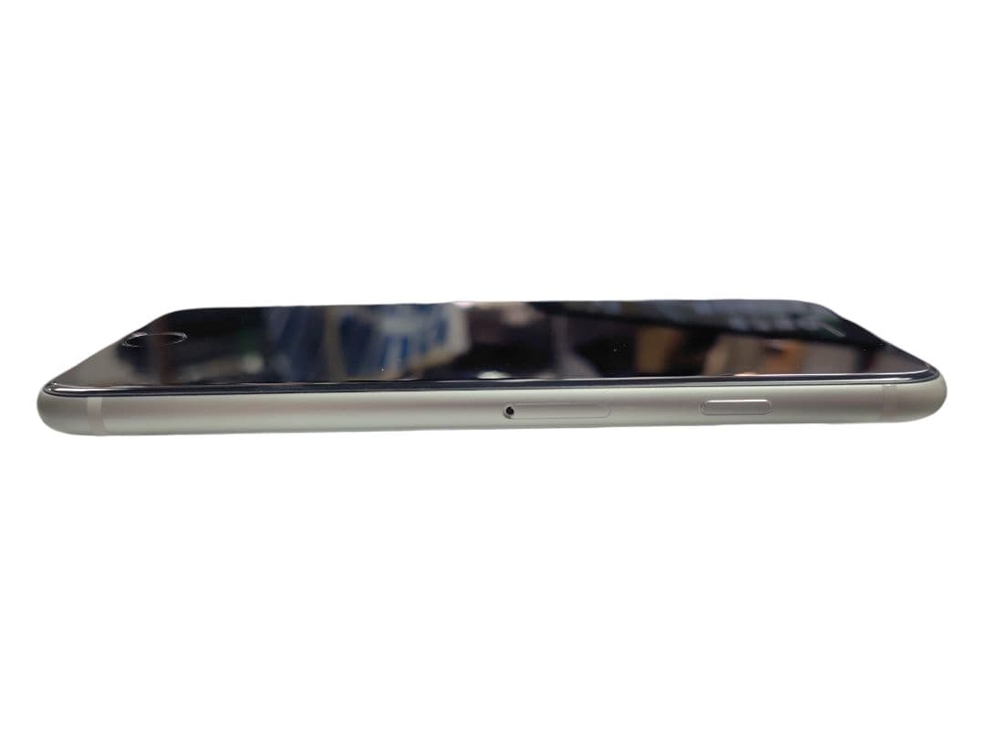 □iPhone SE 第2世代 128GB ホワイト SIMフリー 81%