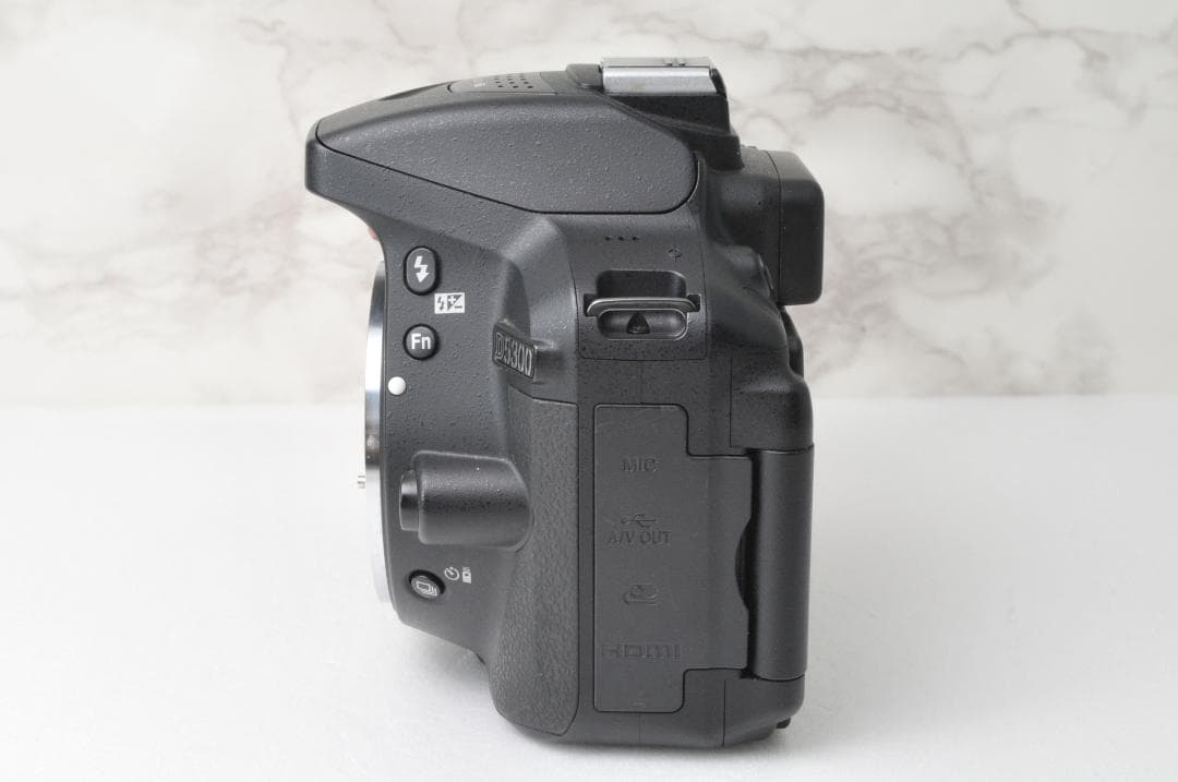 美品 Nikon D5300⭐️Wi-Fi スマホ転送❣️高画質 一眼レフカメラ