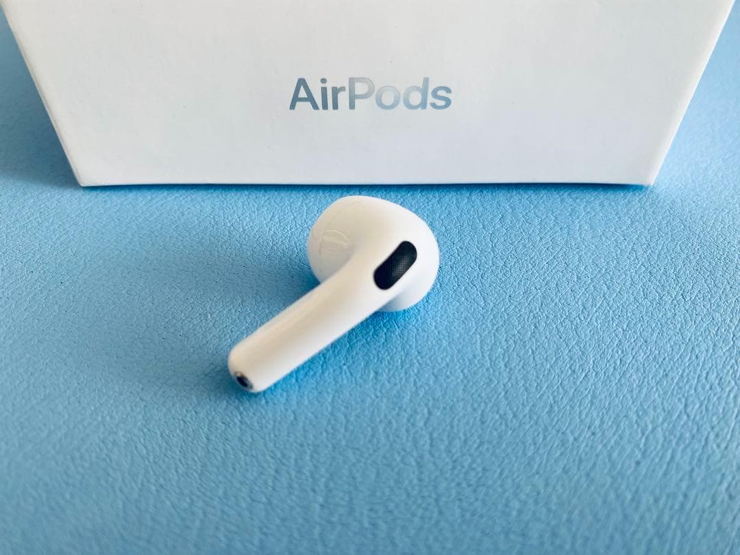 AirPods 第4世代 L片耳 左耳のみ イヤホン A3056 WYUL