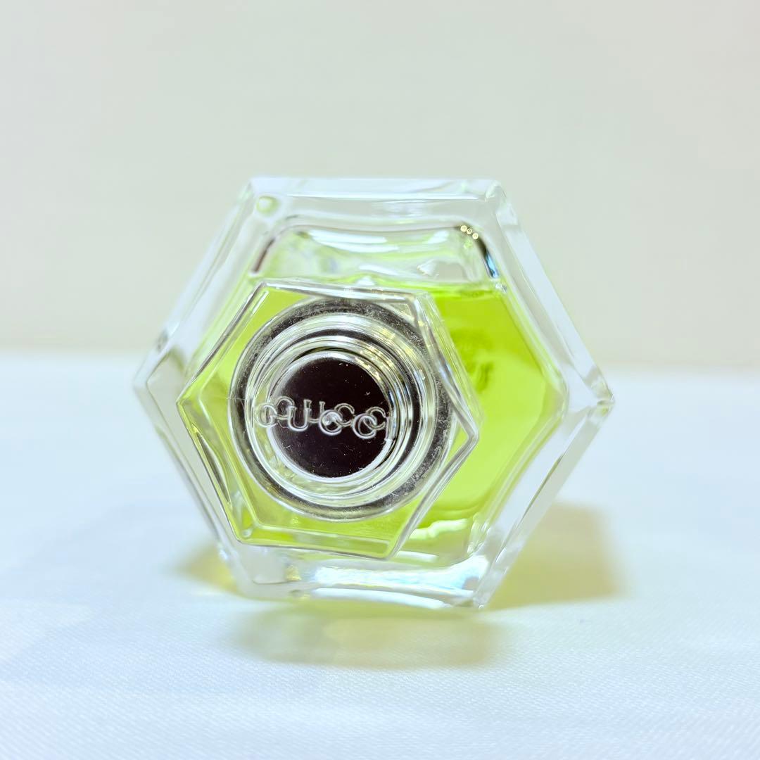 フローラ　バイ　グッチ　グレイシャス　チュベローズ　オードトワレ　香水　50ml