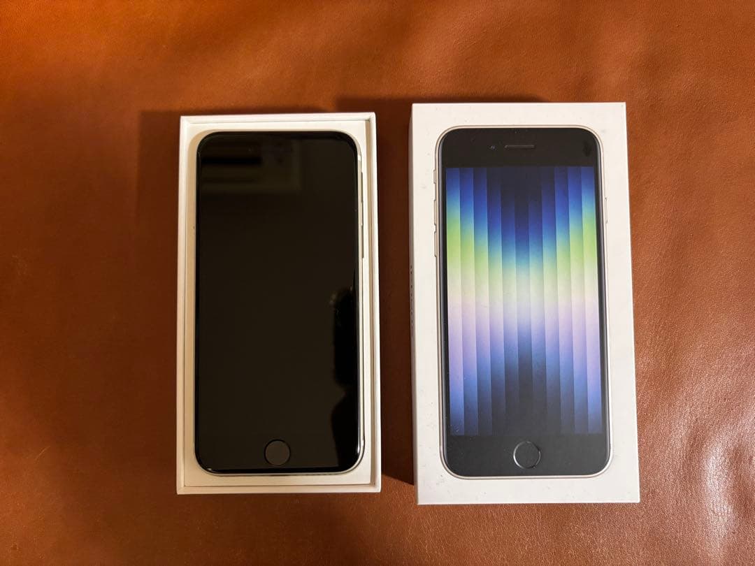 iPhone SE3 64GB 黒