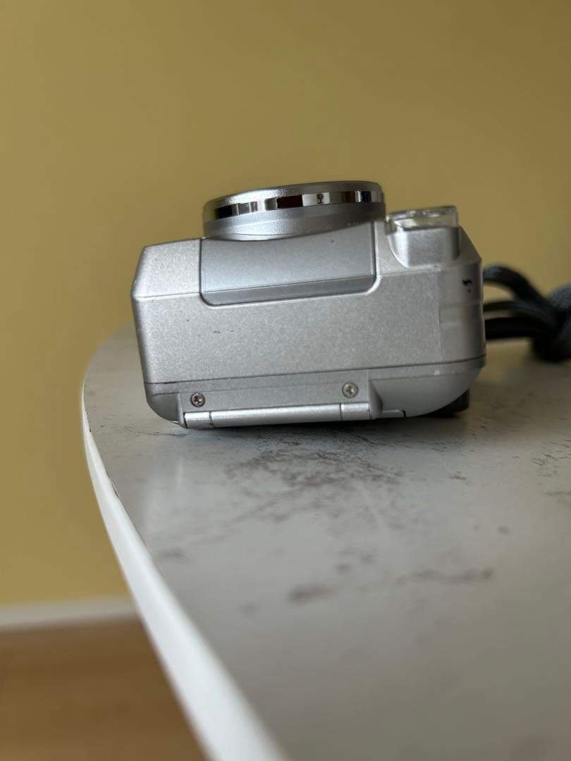 富士フイルム Zoom Date 120V コンパクトフィルムカメラ