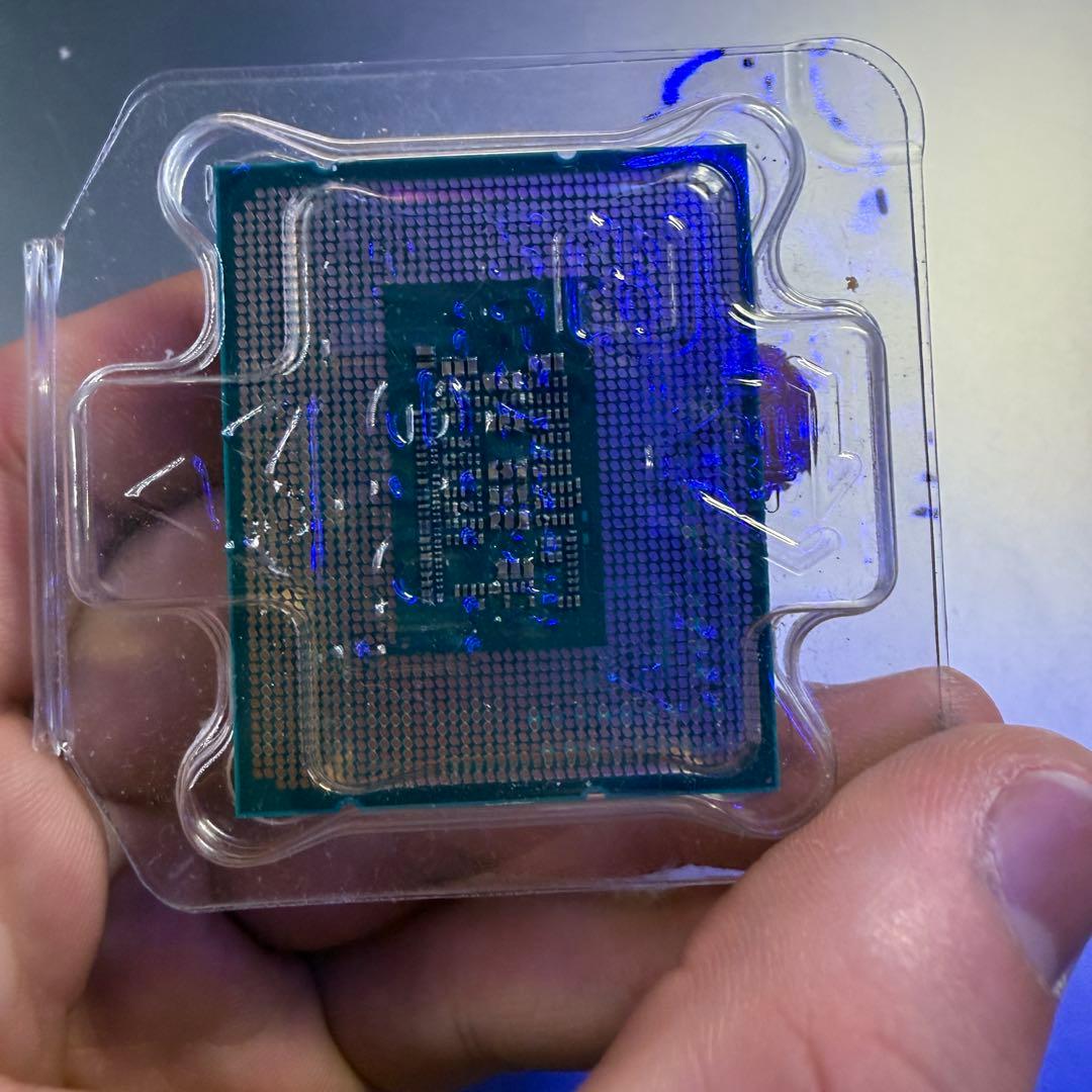 Intel Corei3 12100F 動作確認済み