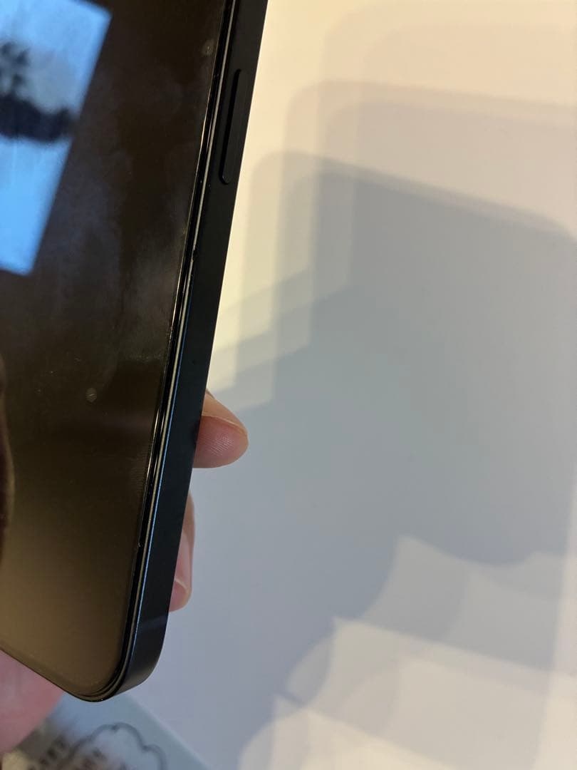 中古美品 iPhone13 128GB ミッドナイト