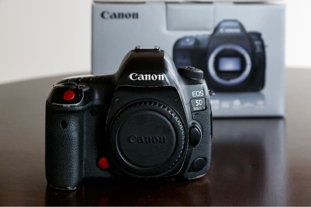 【最終値下げ】早いもの勝ち！Canon EOS 5D Mark4 ボディ
