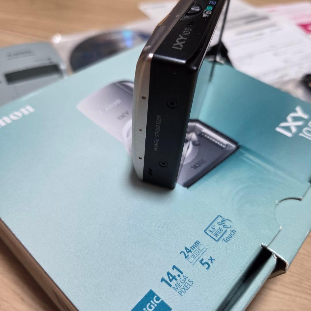 Canon IXY10S コンパクト デジタルカメラ
