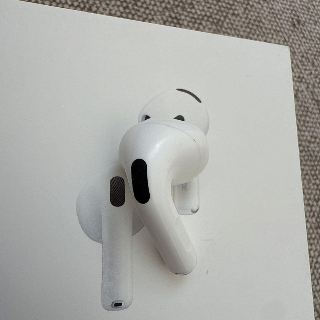 AirPods (第4世代) ANC搭載　右耳のみ