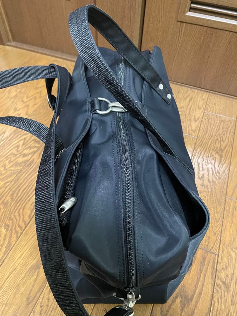 MK 旅行バッグ1泊2泊　学会参加　出張　ブラック　黒　艶消しシルバー　金具