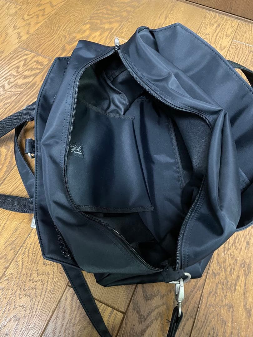 MK 旅行バッグ1泊2泊　学会参加　出張　ブラック　黒　艶消しシルバー　金具