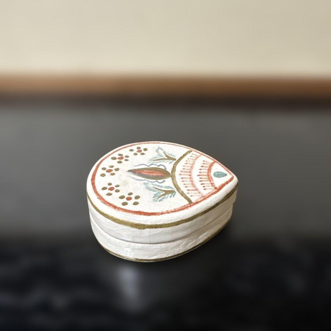 【茶道具】楽入窯　巳宝珠香合（共箱）　初釜に