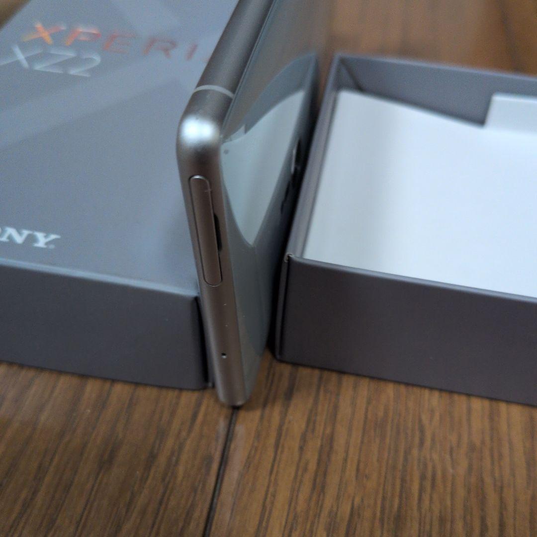 SONY XPERIA XZ2 本体