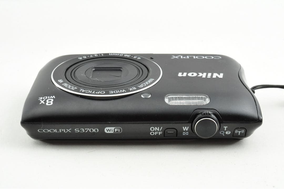 美品　NIKON COOLPIX S3700 ブラック　コンパクトデジタルカメラ