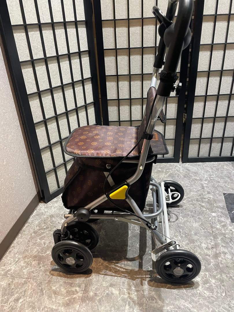 ⭐︎美品⭐︎TacaoF（テイコブ） シルバーカー　SICP02