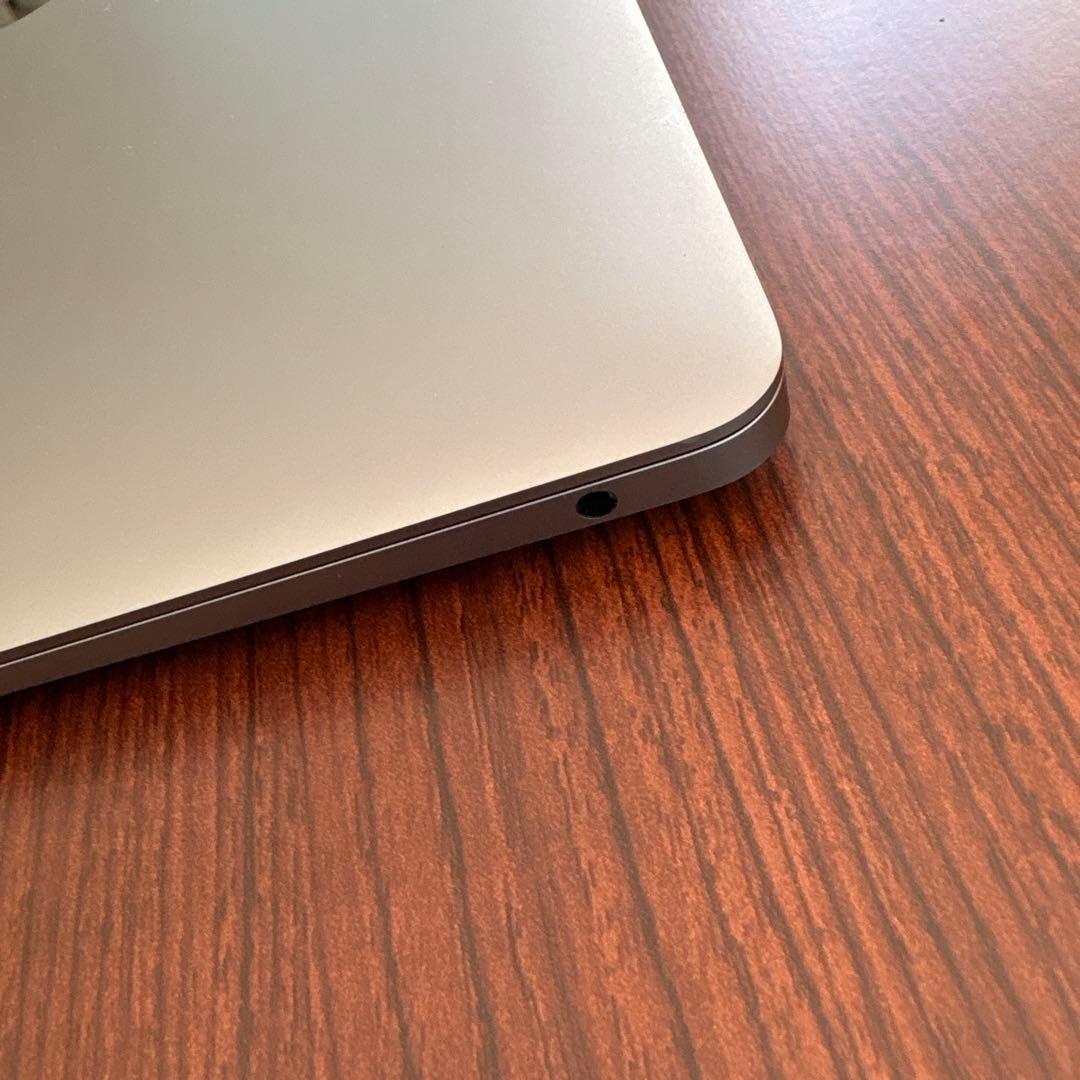 M1 Macbook Air 13インチ 8gb 256gb