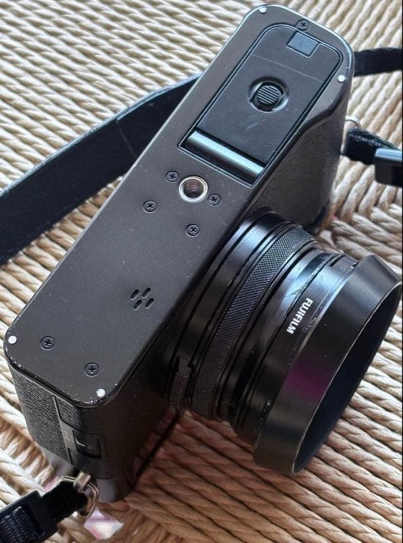 Fujifilm X100V コンパクトデジタルカメラ