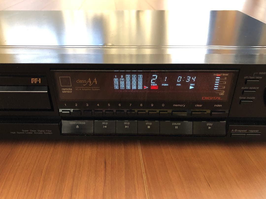 テクニクスSL-P520 リモコン付　CDプレーヤー