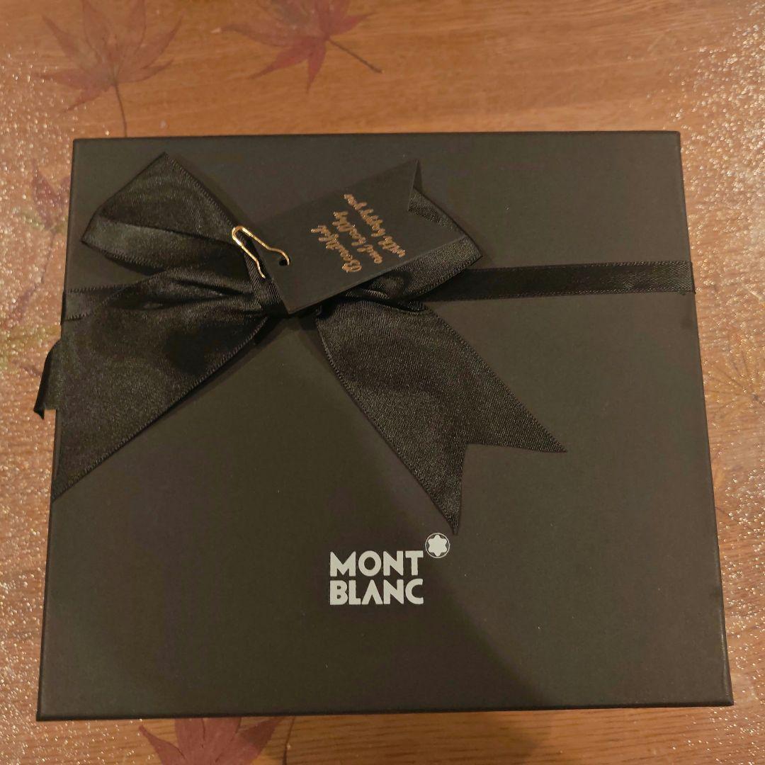 新品・未使用 MONTBLANC モンブラン クリスタル ガラス 灰皿
