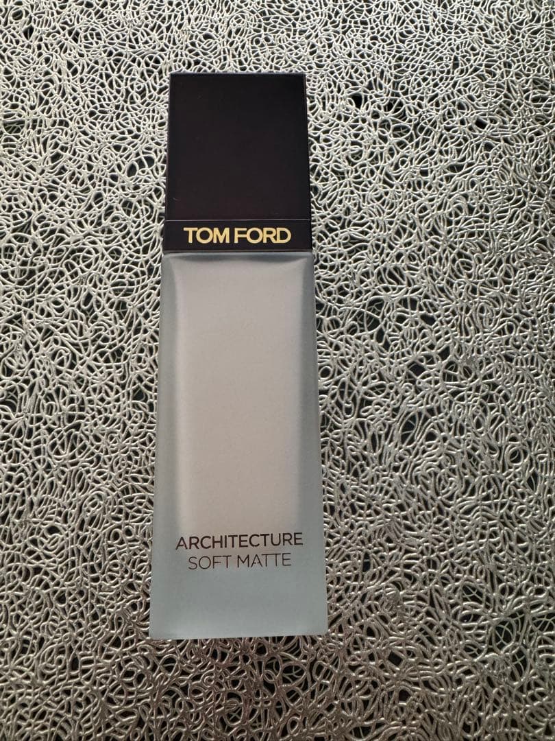 新品⭐︎TOM FORD ソフトマットブラーリングファンデーション　0.1カメオ