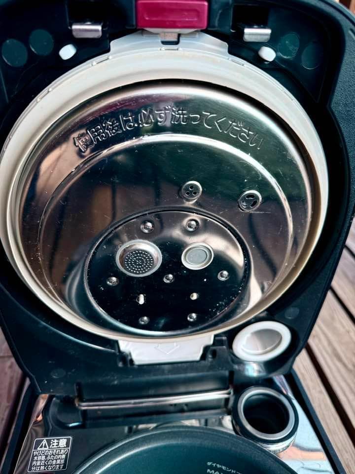 炊飯器 内釜 黒色 銅色