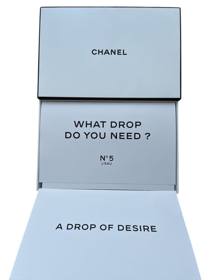 ☆限定品シャネル N°5 ロー オードゥ トワレット D 50ml &ポーチ