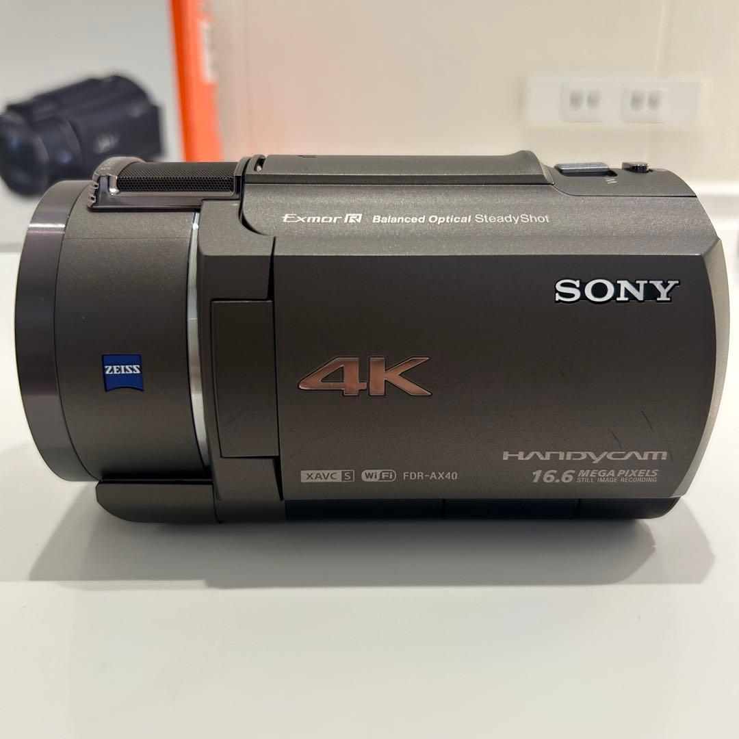 【美品・中古品】SONY FDR-AX40 4Kビデオカメラ　おまけ付き