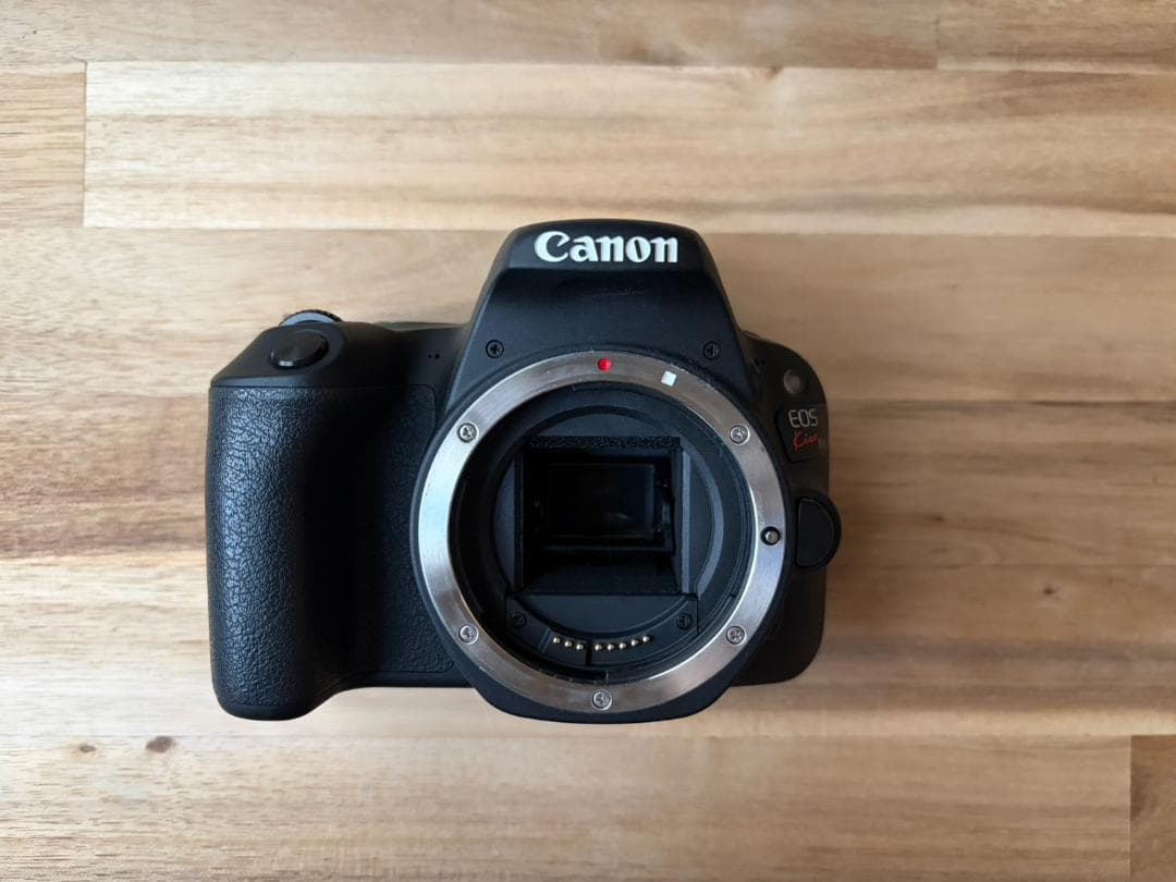 Canon EOS Kiss X9 ボディ ブラック