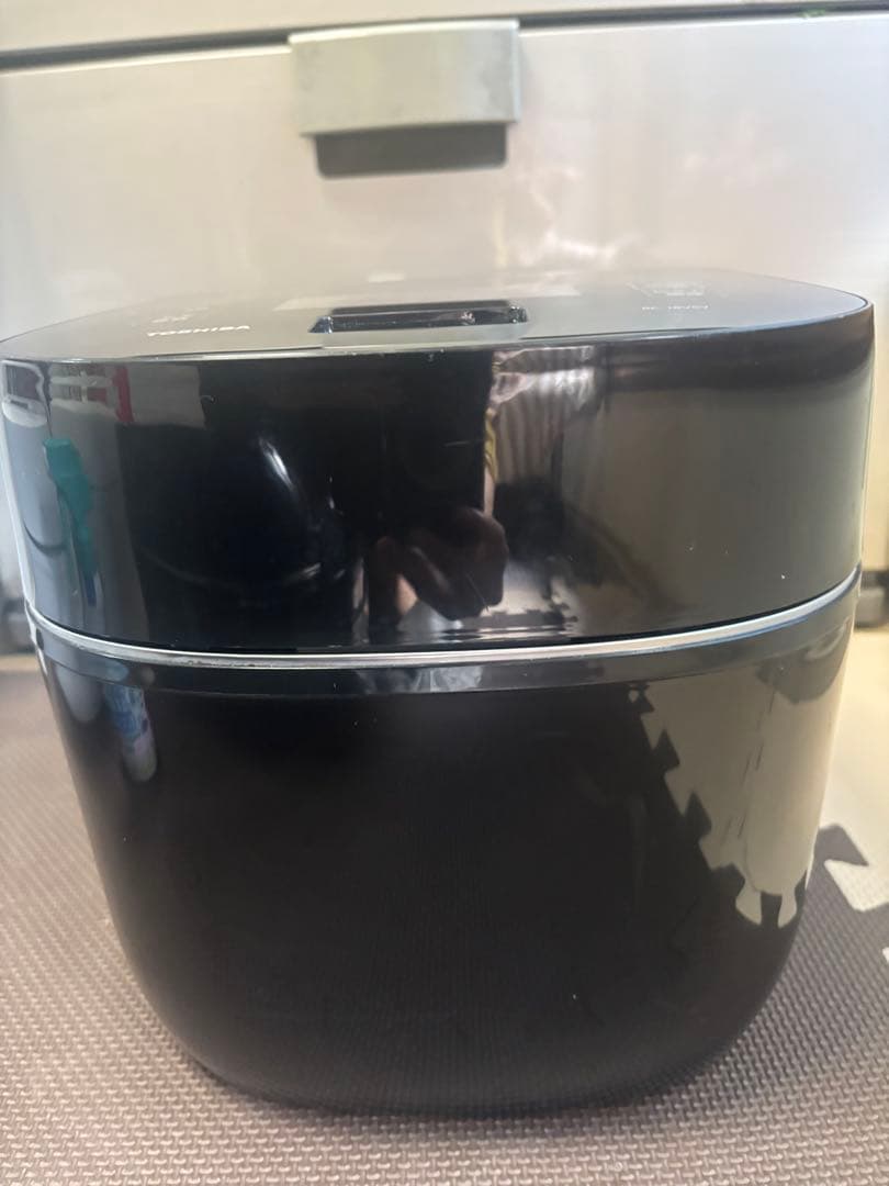TOSHIBA IH炊飯器 RC-18VSV 1升炊き　-2024年製