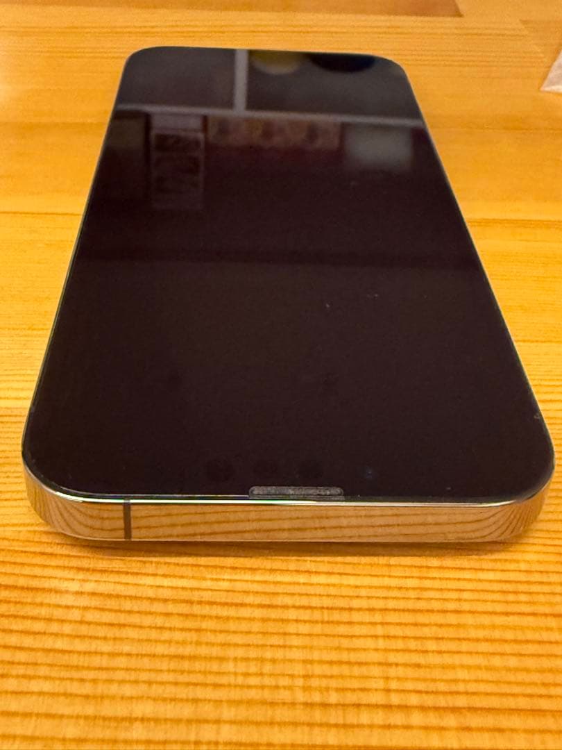 iPhone13pro 美品　解除済み　バッテリー83%