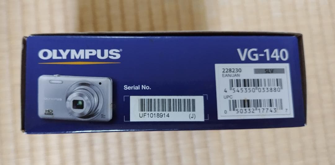 OLYMPUS VG-140　オリンパス　コンパクトデジタルカメラ