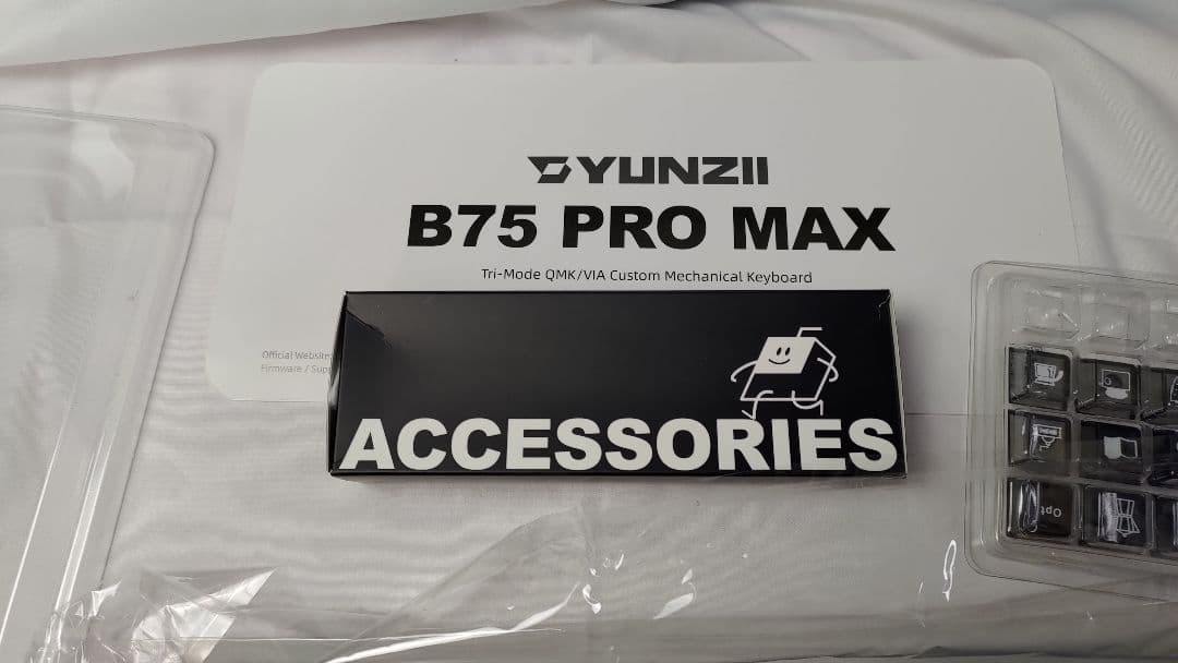 YUNZII B75 PRO MAX メカニカルキーボード