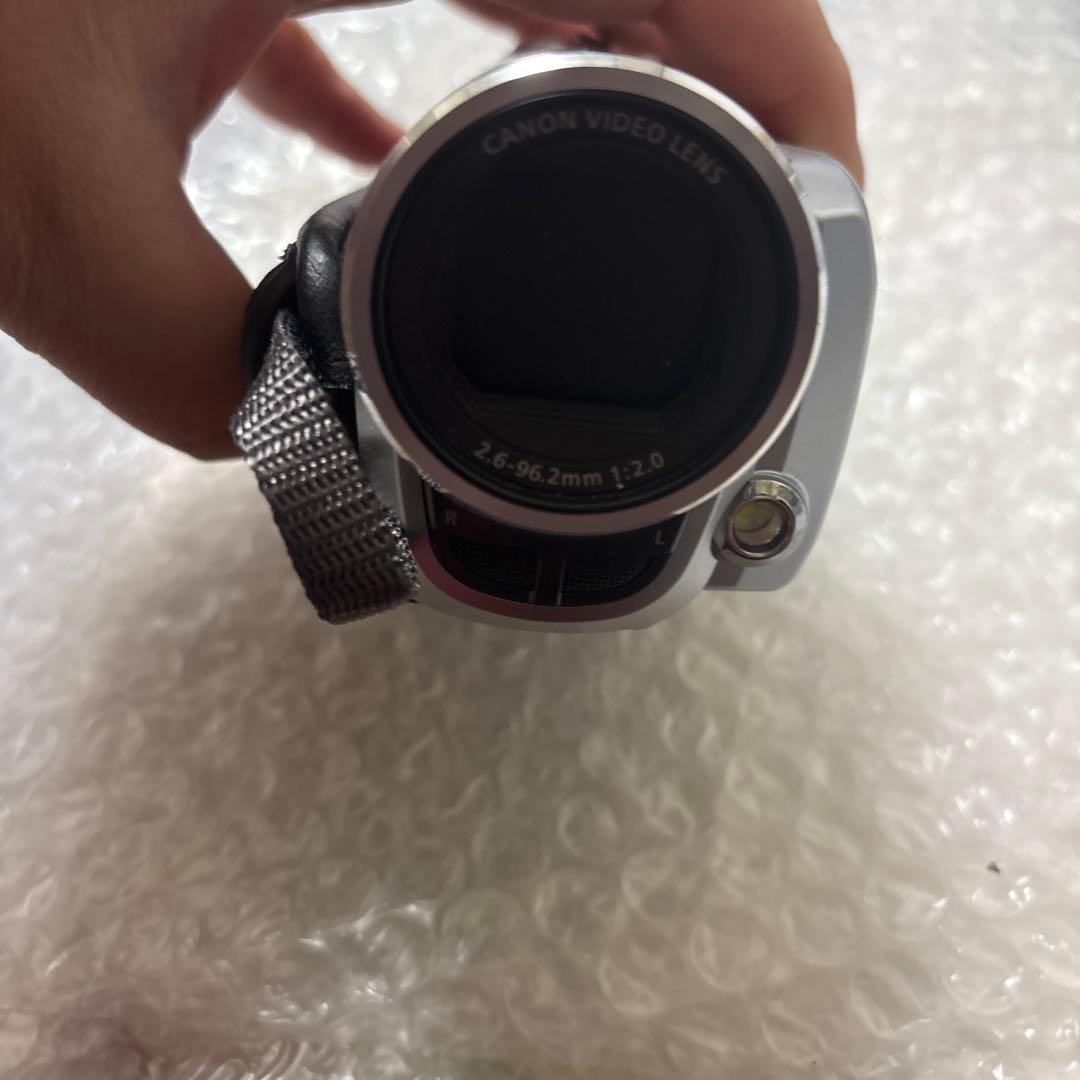 送料込みCanon iVIS HG10