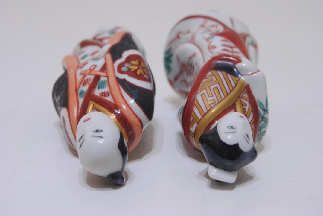 古伊万里　人形　岩尾對山窯　色絵人形　一対　共箱