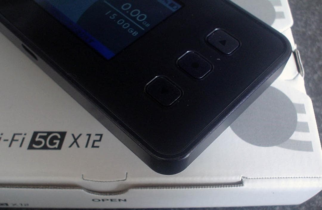 Speed Wi-Fi 5GX12 モバイルルータ+専用ケース