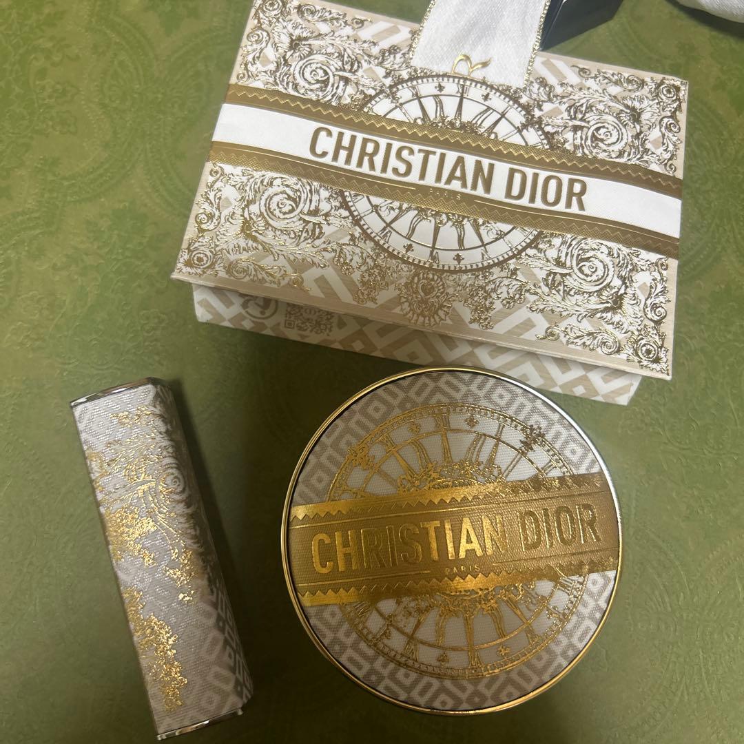 Diorクリスマスコフレファンデーションカバー、リップカバーセット