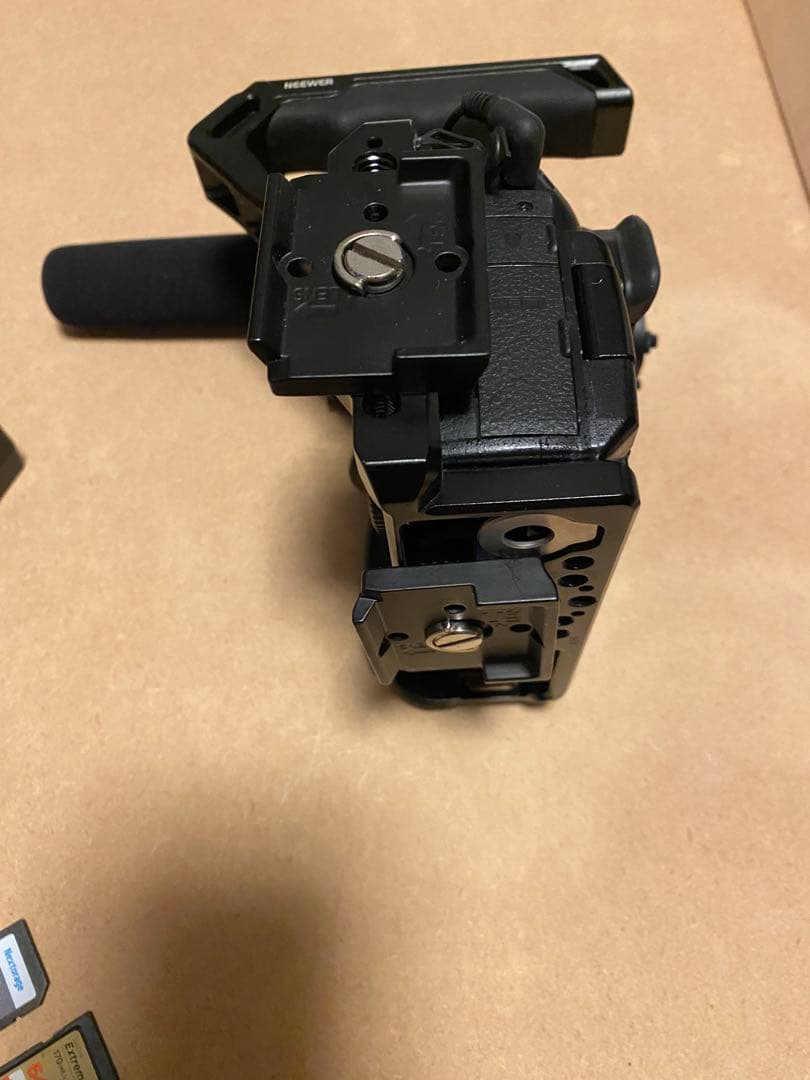 GH5S 8-18レンズ、三脚、sdカード、バッテリー付き