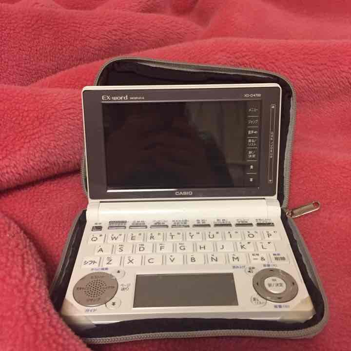 電子辞書 XD-D4700