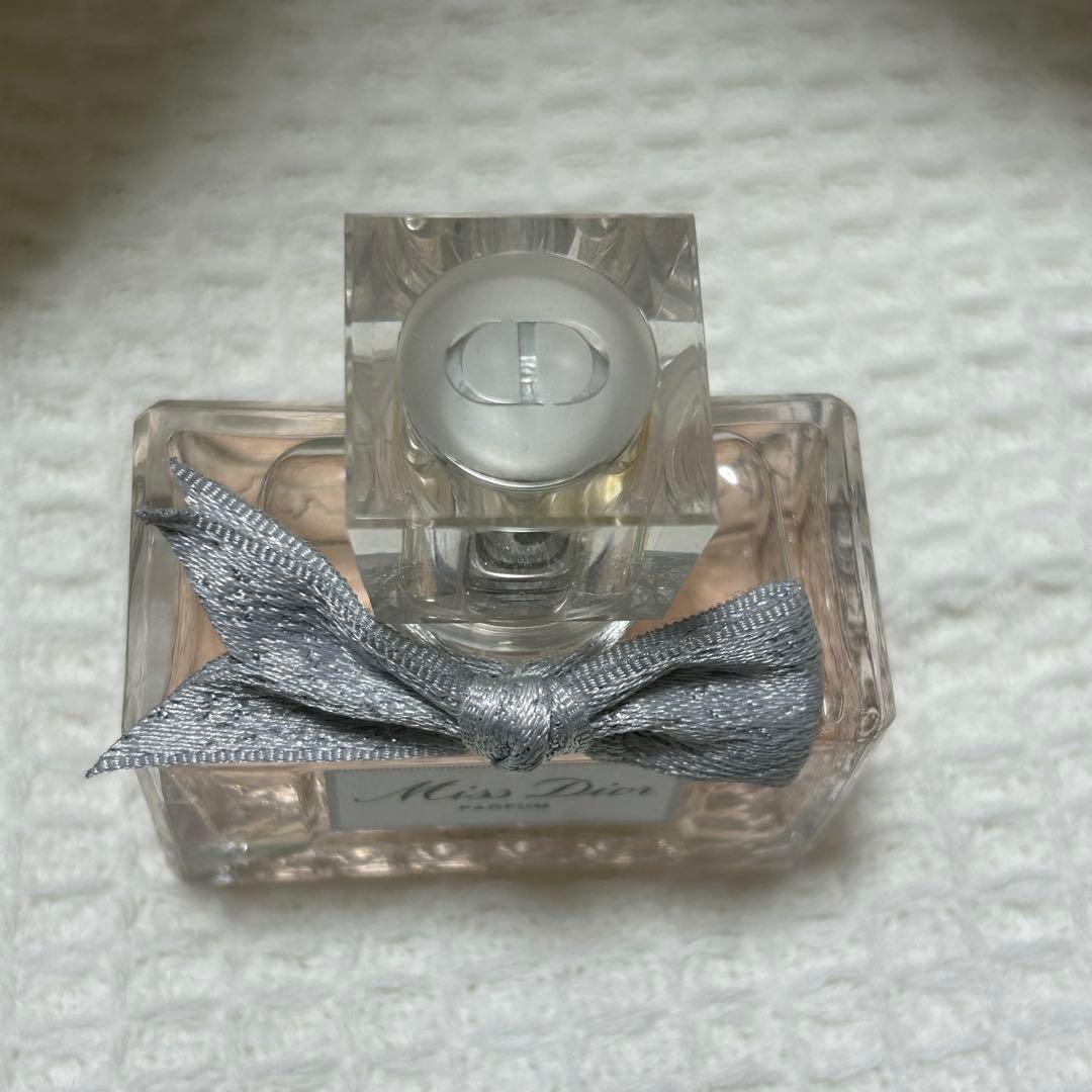 ミスディオール パルファン や35ml